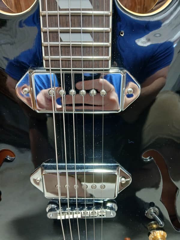 USED 1995 Epiphone Casino Ebony Hollowbody with Epiphone Hardcase - Image 12