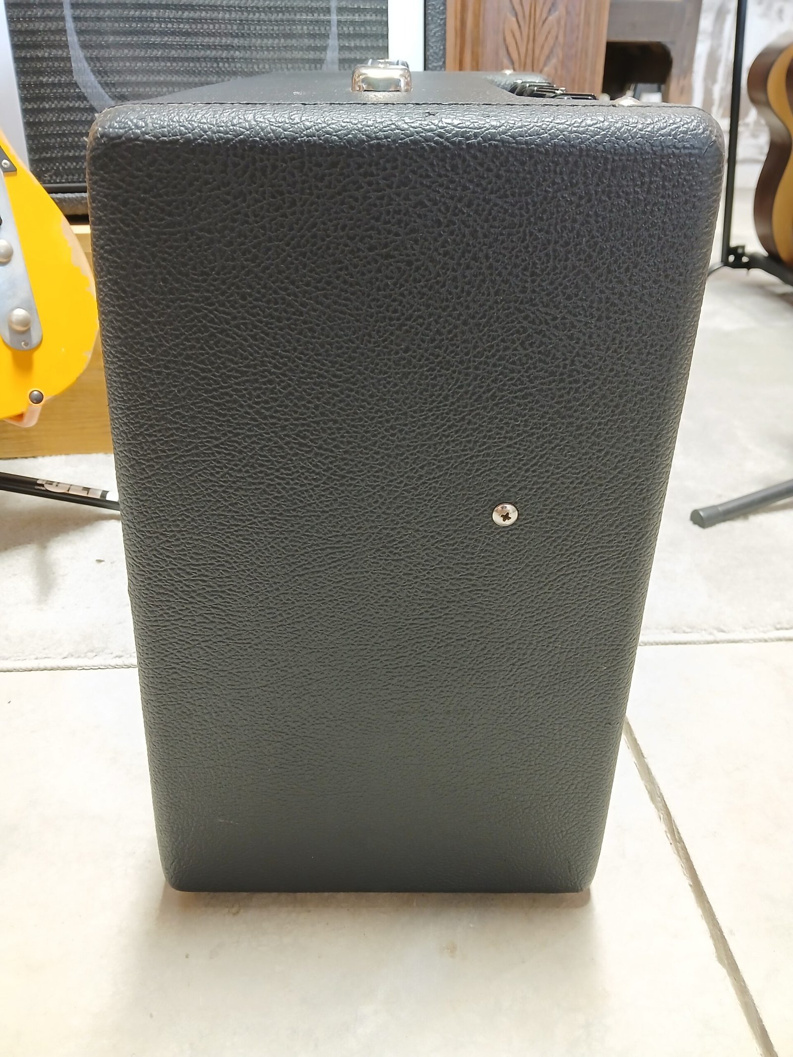 USED 2006 Fender Blues Junior Guitar Amp with Cover and Footswitch - Local Pickup Only - Image 4